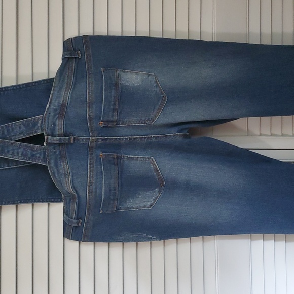 Denim Overalls W/ Rose Gold Hardware. - Picture 5 of 9